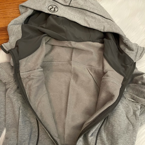 Lululemon Hoodie - Picture 5 of 5